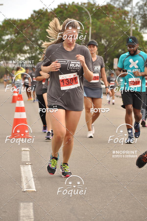 Buy your photos of the eventSantander Track&Field  Run Series - Shopping Vitria on Fotop