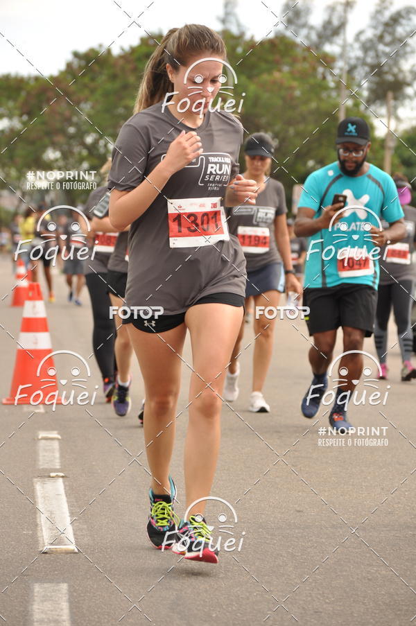 Buy your photos of the eventSantander Track&Field  Run Series - Shopping Vitria on Fotop
