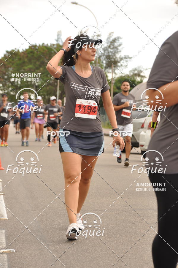 Buy your photos of the eventSantander Track&Field  Run Series - Shopping Vitria on Fotop