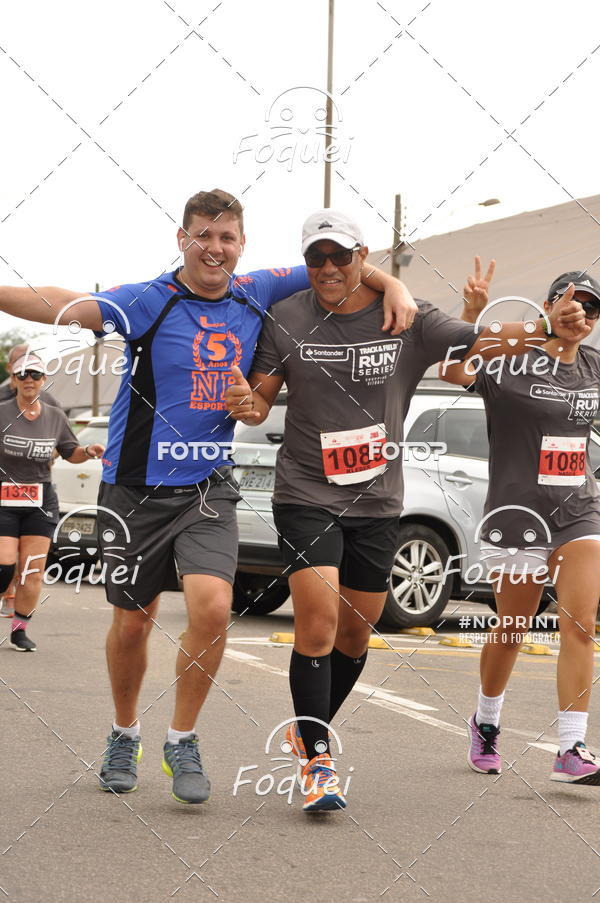 Buy your photos of the eventSantander Track&Field  Run Series - Shopping Vitria on Fotop