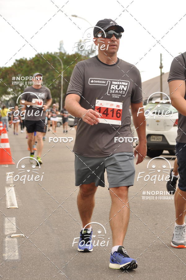 Buy your photos of the eventSantander Track&Field  Run Series - Shopping Vitria on Fotop