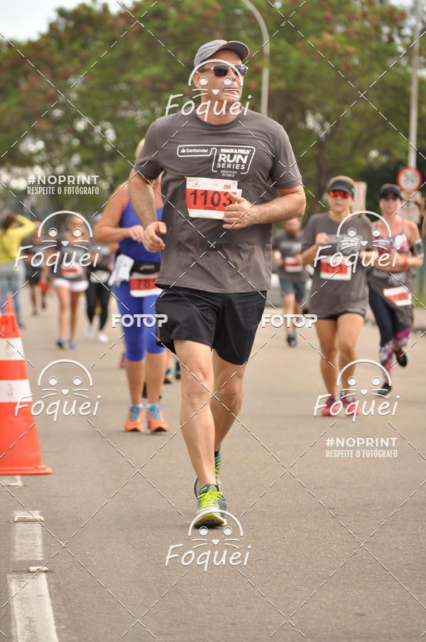 Buy your photos of the eventSantander Track&Field  Run Series - Shopping Vitria on Fotop