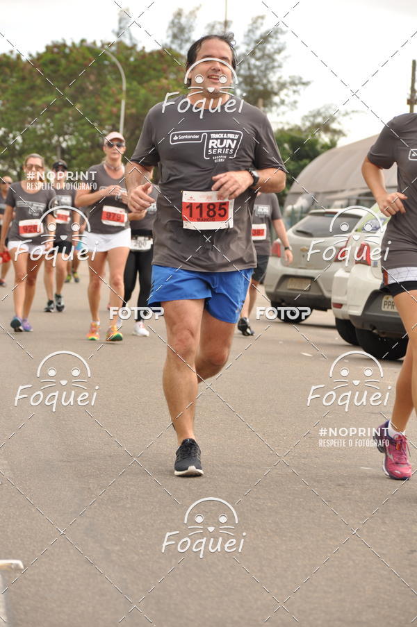 Buy your photos of the eventSantander Track&Field  Run Series - Shopping Vitria on Fotop