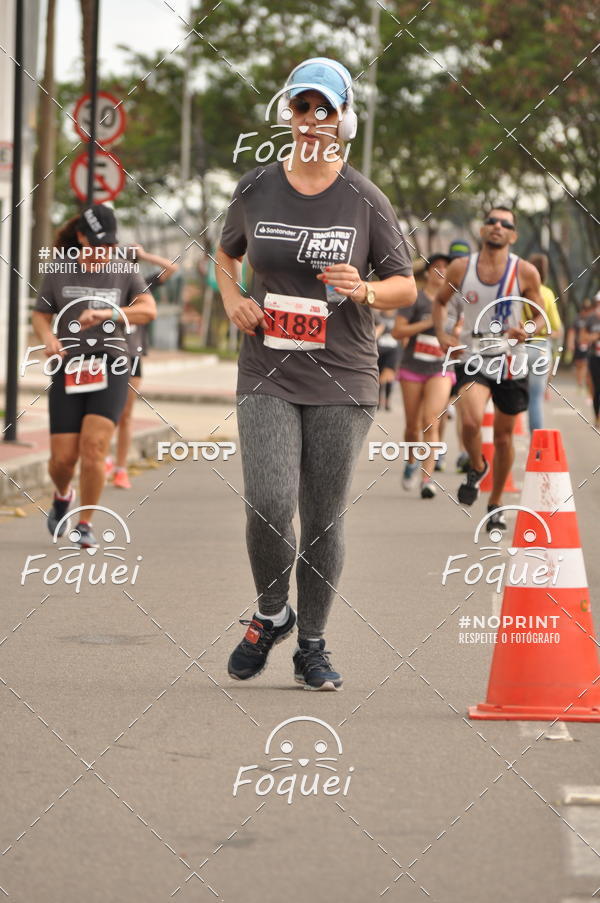 Buy your photos of the eventSantander Track&Field  Run Series - Shopping Vitria on Fotop