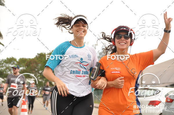 Buy your photos of the eventSantander Track&Field  Run Series - Shopping Vitria on Fotop