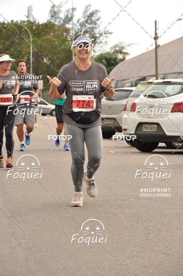 Buy your photos of the eventSantander Track&Field  Run Series - Shopping Vitria on Fotop