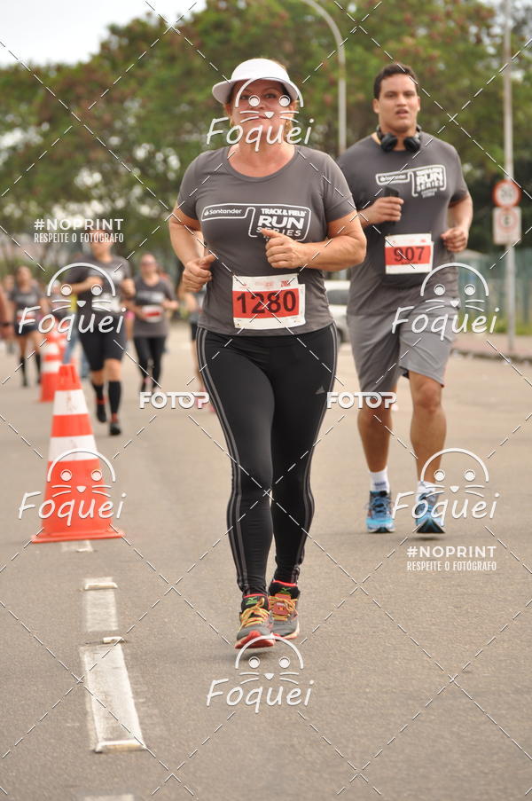 Buy your photos of the eventSantander Track&Field  Run Series - Shopping Vitria on Fotop