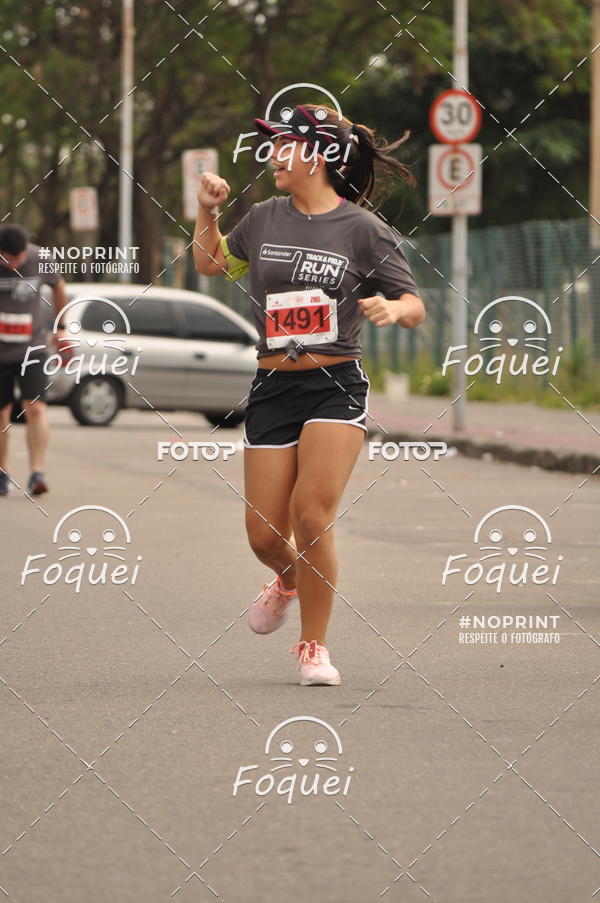 Buy your photos of the eventSantander Track&Field  Run Series - Shopping Vitria on Fotop