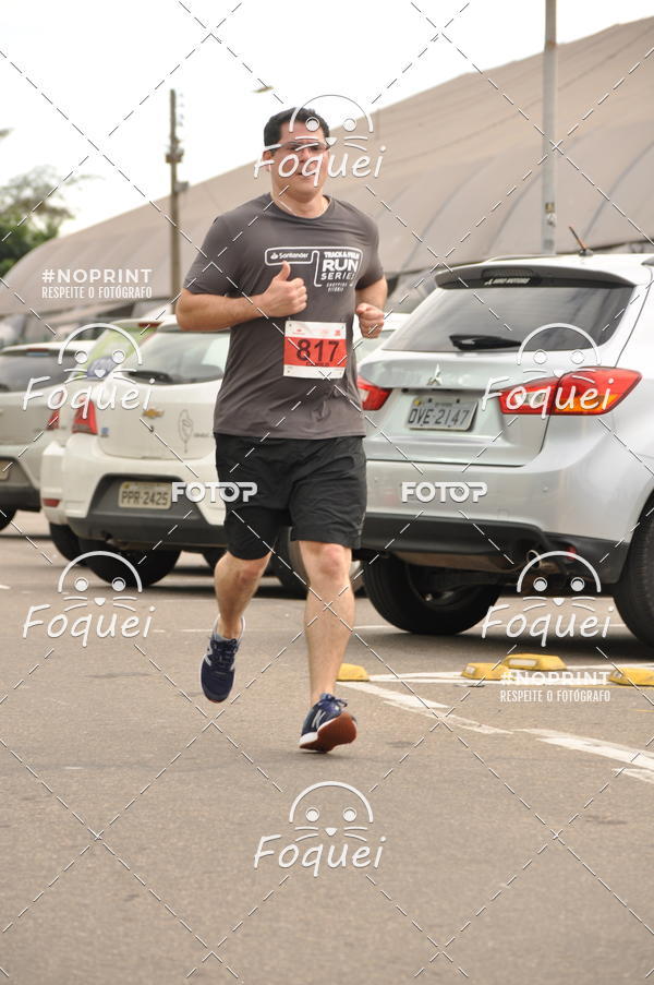 Buy your photos of the eventSantander Track&Field  Run Series - Shopping Vitria on Fotop