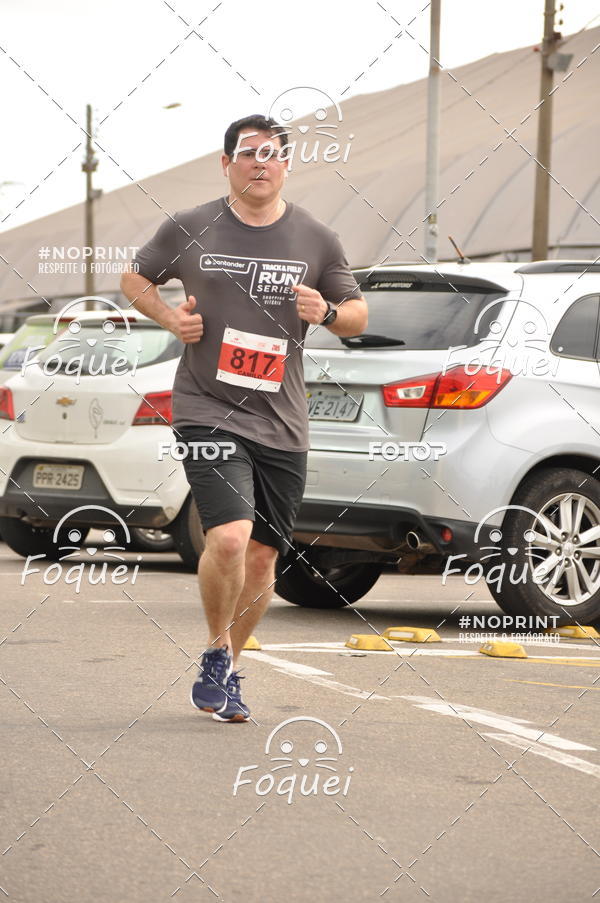 Buy your photos of the eventSantander Track&Field  Run Series - Shopping Vitria on Fotop