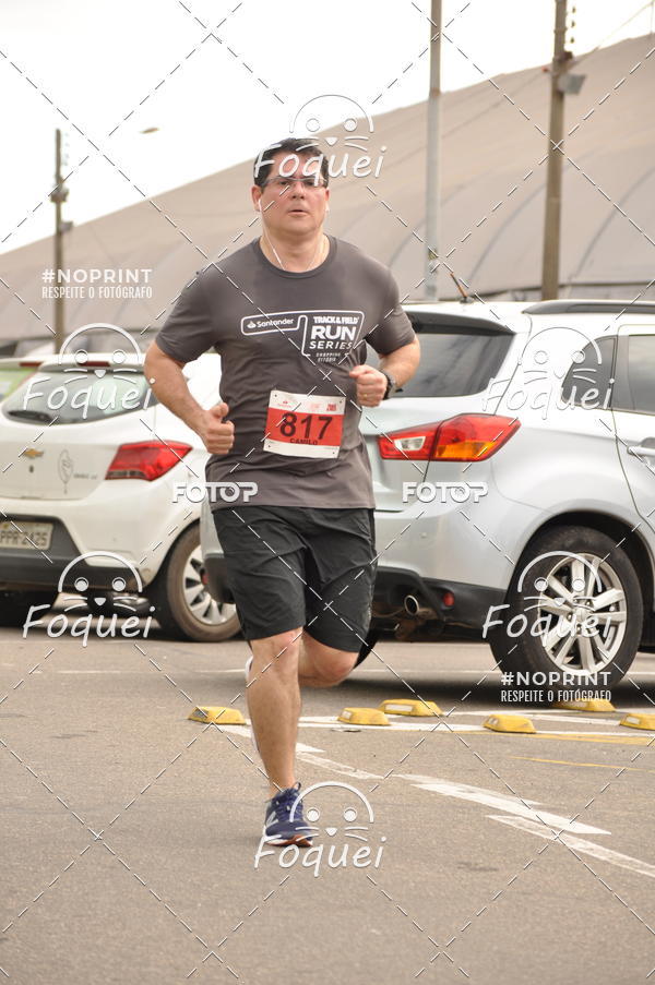 Buy your photos of the eventSantander Track&Field  Run Series - Shopping Vitria on Fotop
