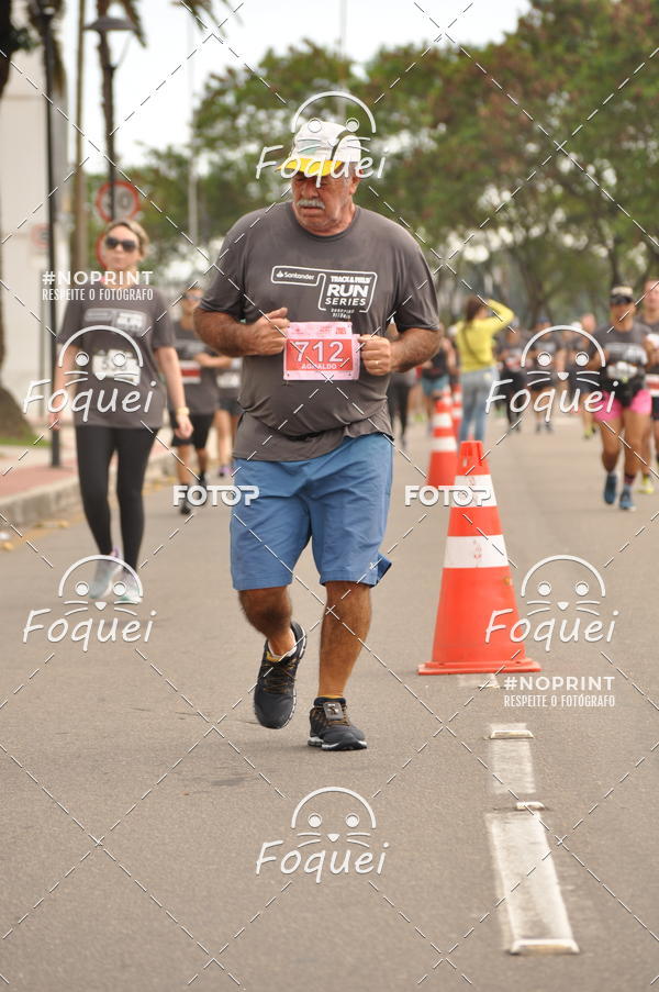 Buy your photos of the eventSantander Track&Field  Run Series - Shopping Vitria on Fotop
