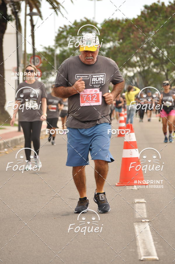 Buy your photos of the eventSantander Track&Field  Run Series - Shopping Vitria on Fotop