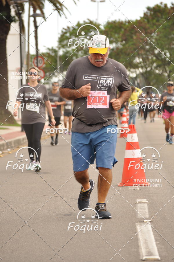 Buy your photos of the eventSantander Track&Field  Run Series - Shopping Vitria on Fotop