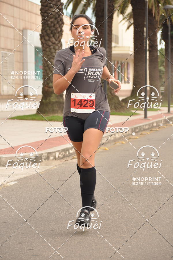 Buy your photos of the eventSantander Track&Field  Run Series - Shopping Vitria on Fotop