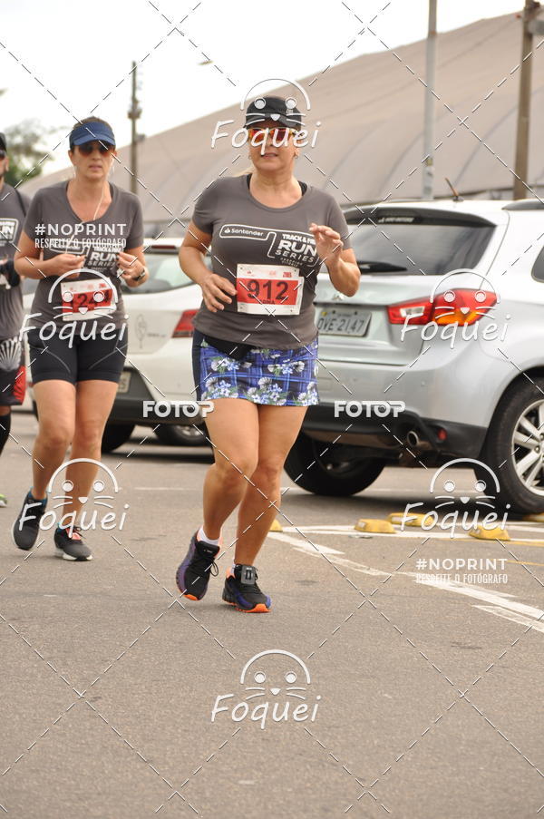 Buy your photos of the eventSantander Track&Field  Run Series - Shopping Vitria on Fotop