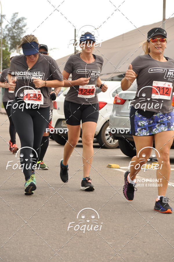 Buy your photos of the eventSantander Track&Field  Run Series - Shopping Vitria on Fotop