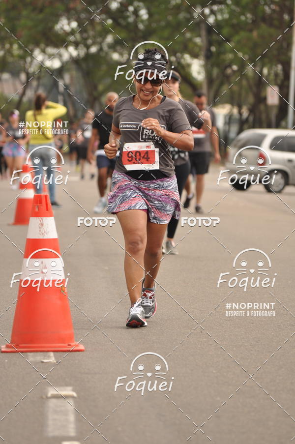 Buy your photos of the eventSantander Track&Field  Run Series - Shopping Vitria on Fotop