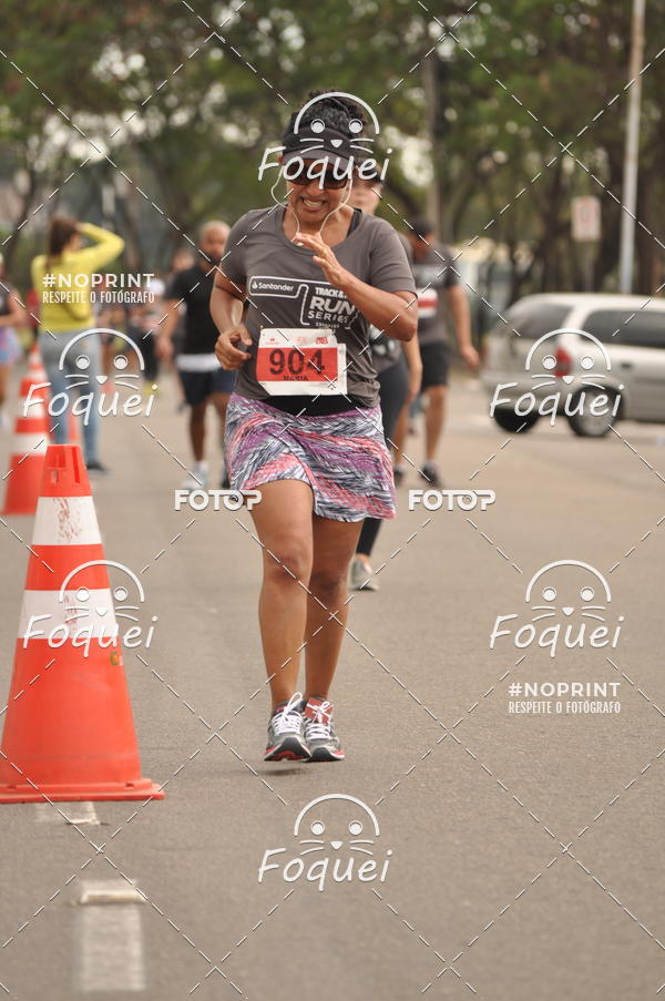 Buy your photos of the eventSantander Track&Field  Run Series - Shopping Vitria on Fotop