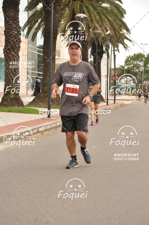 Buy your photos of the eventSantander Track&Field  Run Series - Shopping Vitria on Fotop