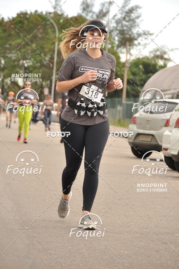 Buy your photos of the eventSantander Track&Field  Run Series - Shopping Vitria on Fotop