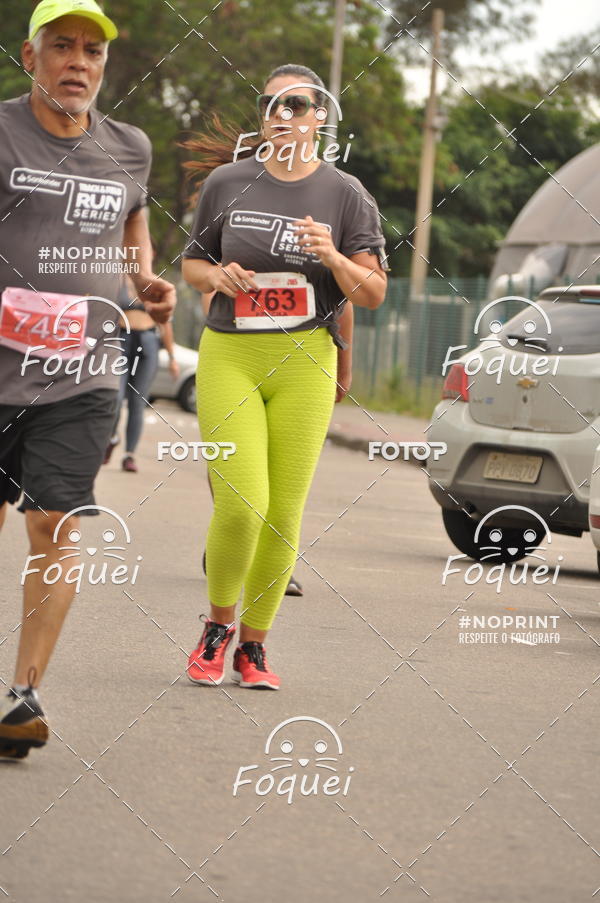 Buy your photos of the eventSantander Track&Field  Run Series - Shopping Vitria on Fotop