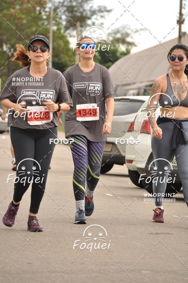 Buy your photos of the eventSantander Track&Field  Run Series - Shopping Vitria on Fotop