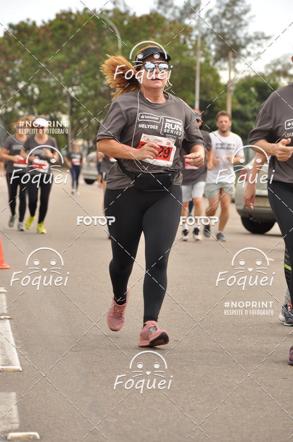 Buy your photos of the eventSantander Track&Field  Run Series - Shopping Vitria on Fotop