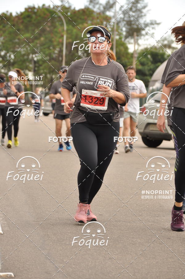 Buy your photos of the eventSantander Track&Field  Run Series - Shopping Vitria on Fotop