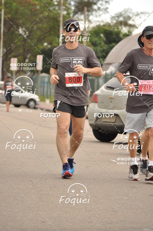 Buy your photos of the eventSantander Track&Field  Run Series - Shopping Vitria on Fotop
