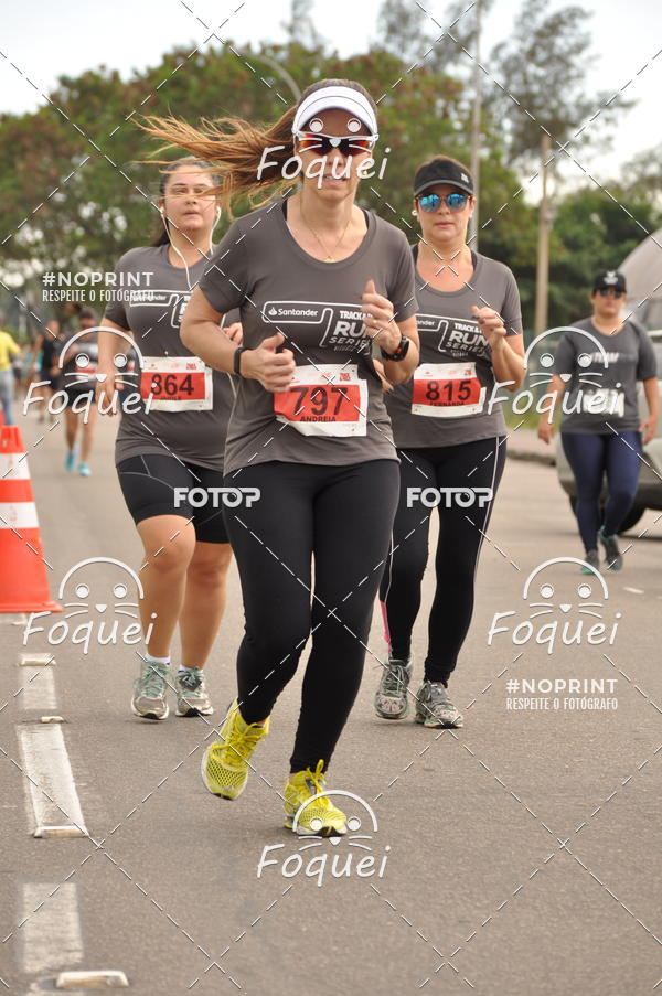 Buy your photos of the eventSantander Track&Field  Run Series - Shopping Vitria on Fotop