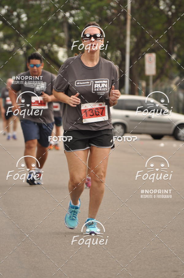 Buy your photos of the eventSantander Track&Field  Run Series - Shopping Vitria on Fotop