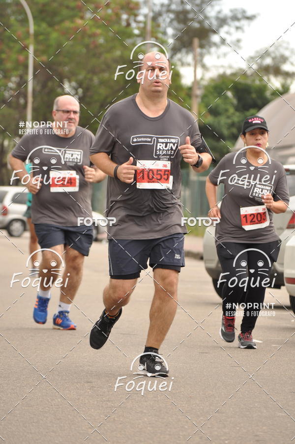 Buy your photos of the eventSantander Track&Field  Run Series - Shopping Vitria on Fotop