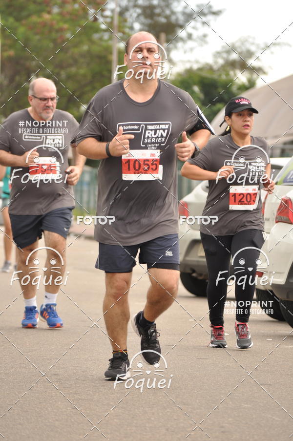 Buy your photos of the eventSantander Track&Field  Run Series - Shopping Vitria on Fotop