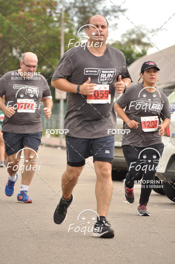 Buy your photos of the eventSantander Track&Field  Run Series - Shopping Vitria on Fotop