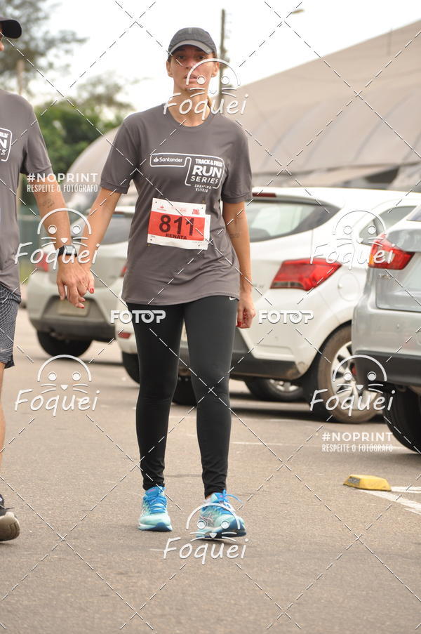 Buy your photos of the eventSantander Track&Field  Run Series - Shopping Vitria on Fotop