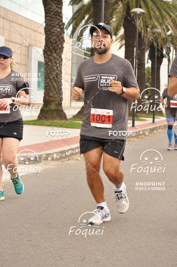 Buy your photos of the eventSantander Track&Field  Run Series - Shopping Vitria on Fotop