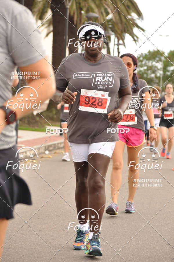 Buy your photos of the eventSantander Track&Field  Run Series - Shopping Vitria on Fotop