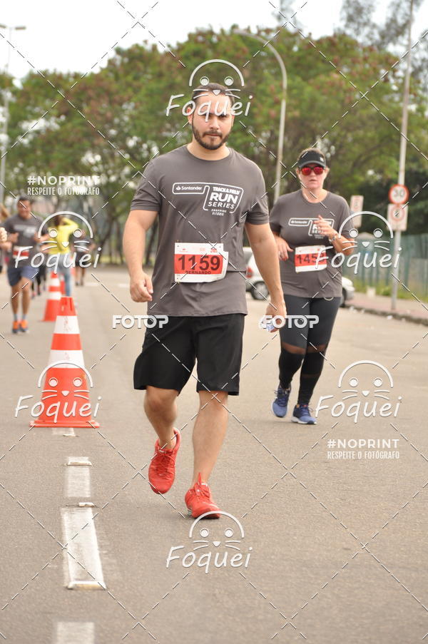 Buy your photos of the eventSantander Track&Field  Run Series - Shopping Vitria on Fotop