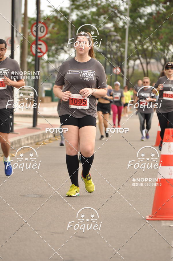 Buy your photos of the eventSantander Track&Field  Run Series - Shopping Vitria on Fotop