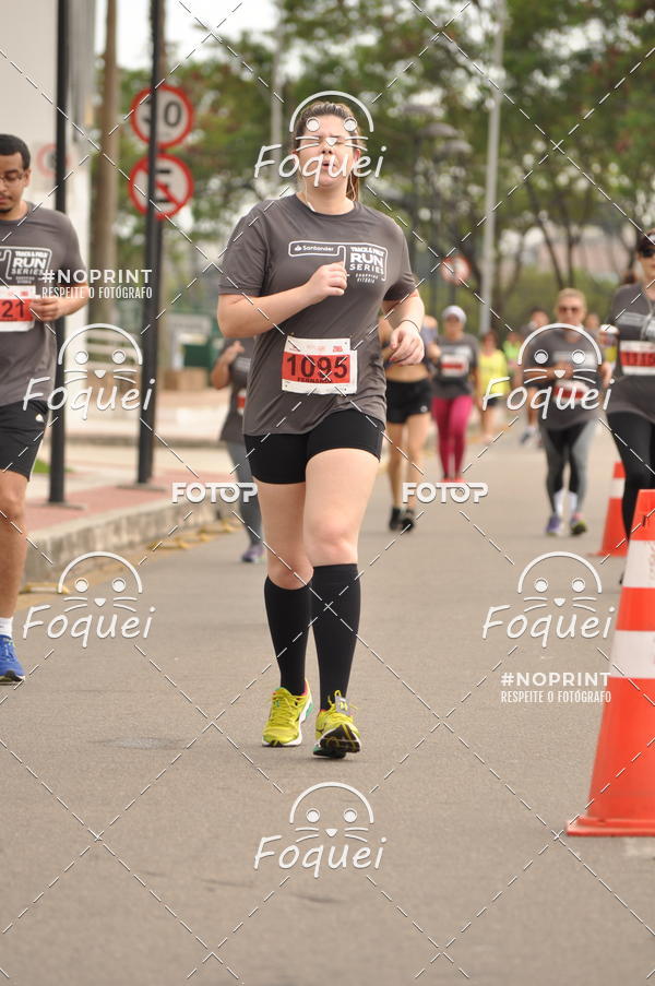 Buy your photos of the eventSantander Track&Field  Run Series - Shopping Vitria on Fotop