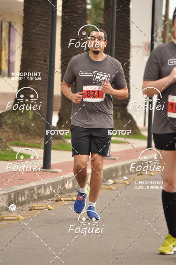 Buy your photos of the eventSantander Track&Field  Run Series - Shopping Vitria on Fotop