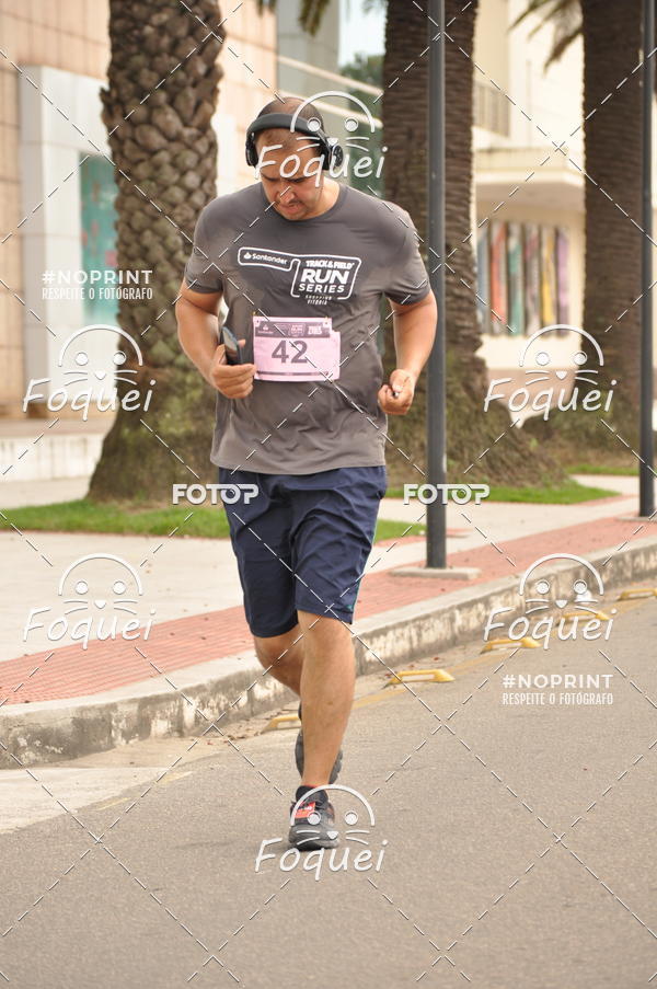 Buy your photos of the eventSantander Track&Field  Run Series - Shopping Vitria on Fotop