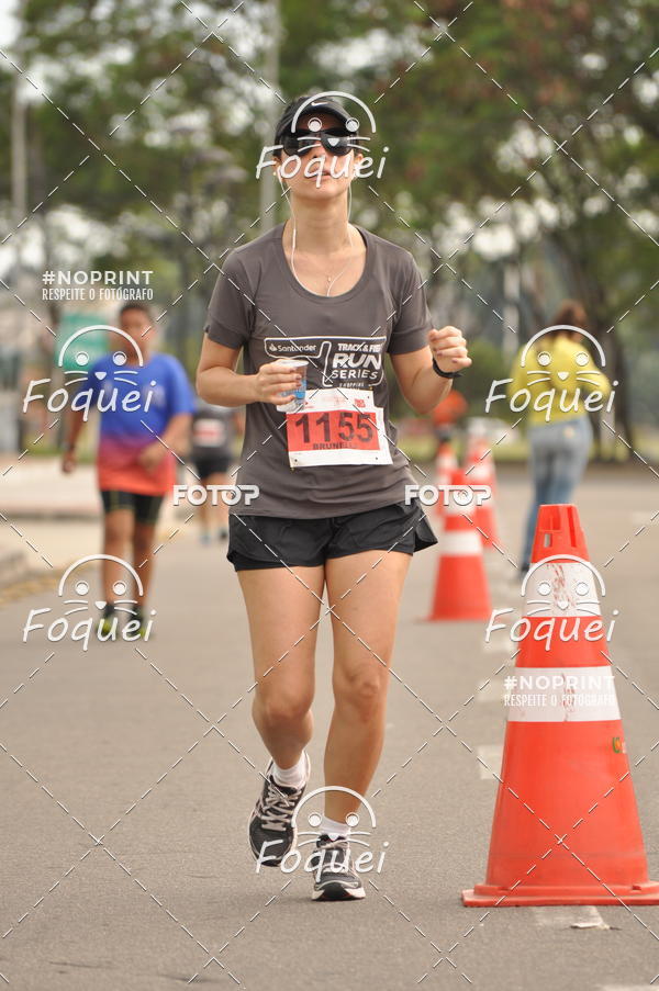 Buy your photos of the eventSantander Track&Field  Run Series - Shopping Vitria on Fotop