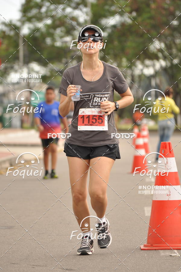 Buy your photos of the eventSantander Track&Field  Run Series - Shopping Vitria on Fotop