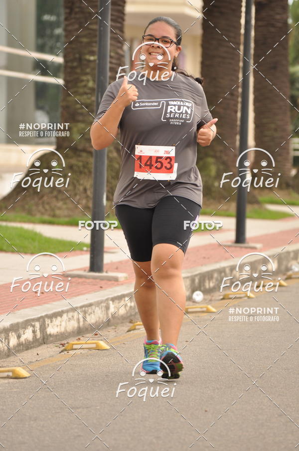 Buy your photos of the eventSantander Track&Field  Run Series - Shopping Vitria on Fotop
