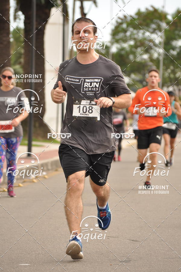 Buy your photos of the eventSantander Track&Field  Run Series - Shopping Vitria on Fotop