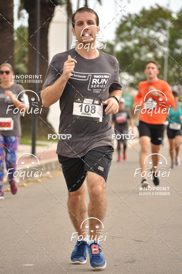 Buy your photos of the eventSantander Track&Field  Run Series - Shopping Vitria on Fotop