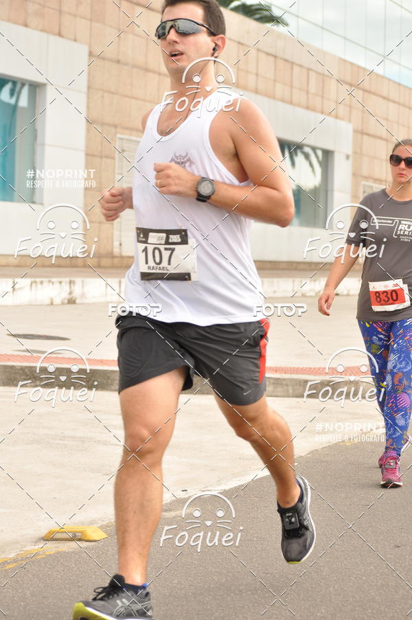 Buy your photos of the eventSantander Track&Field  Run Series - Shopping Vitria on Fotop