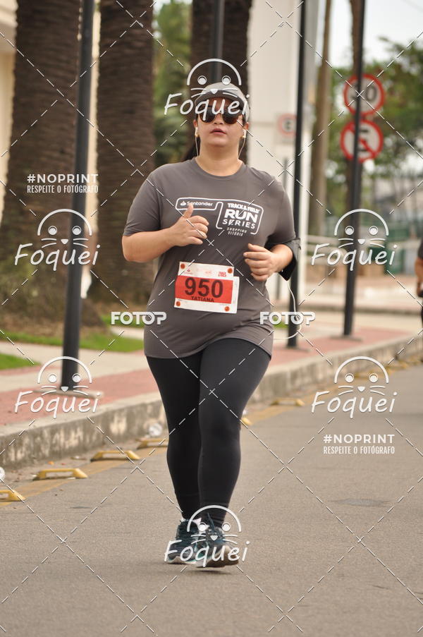 Buy your photos of the eventSantander Track&Field  Run Series - Shopping Vitria on Fotop
